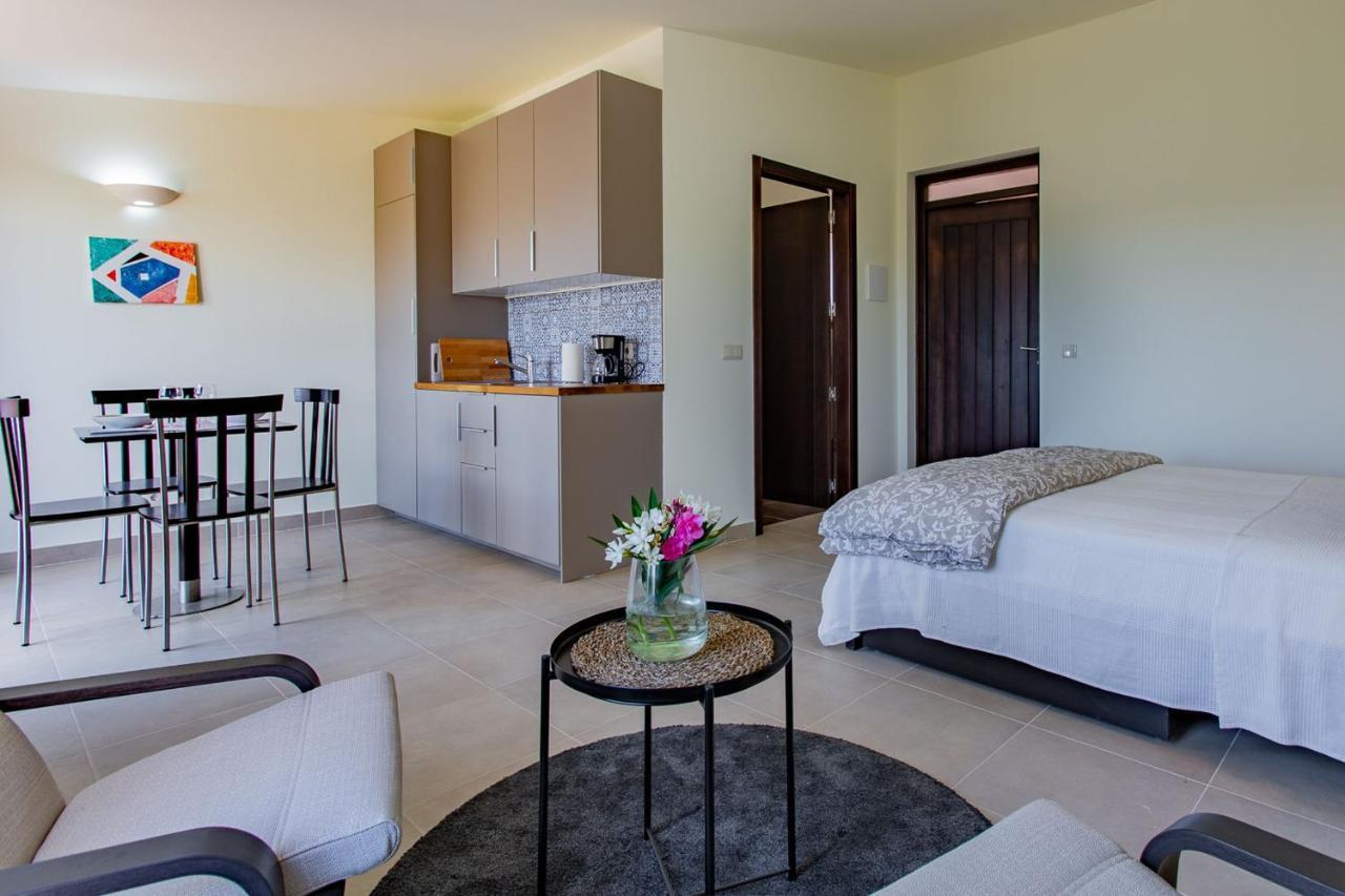 Corte Velada Guest House By Lovelystay Lagos Exteriör bild