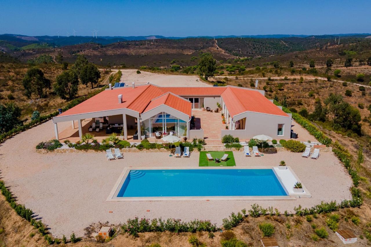 Corte Velada Guest House By Lovelystay Lagos Exteriör bild