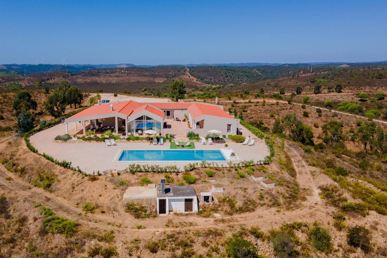 Corte Velada Guest House By Lovelystay Lagos Exteriör bild