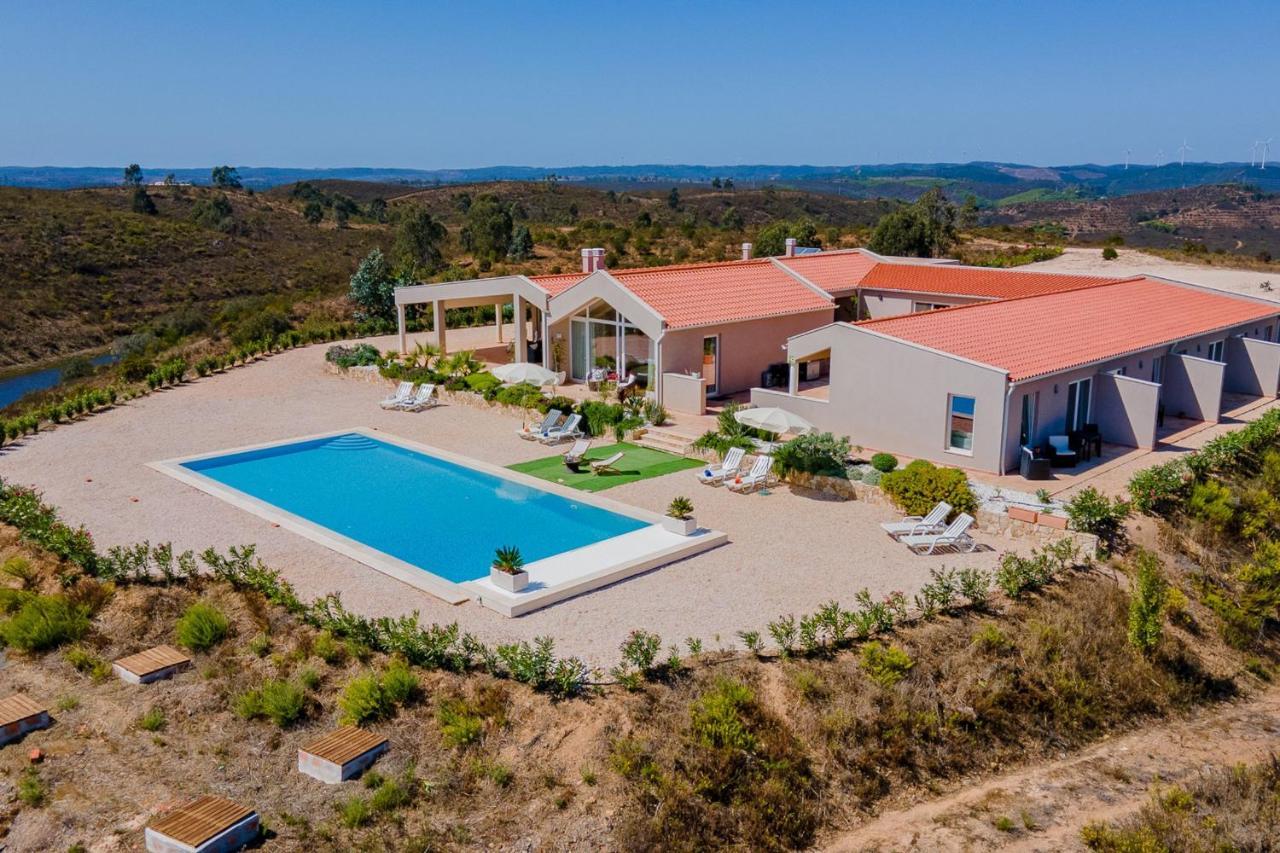 Corte Velada Guest House By Lovelystay Lagos Exteriör bild