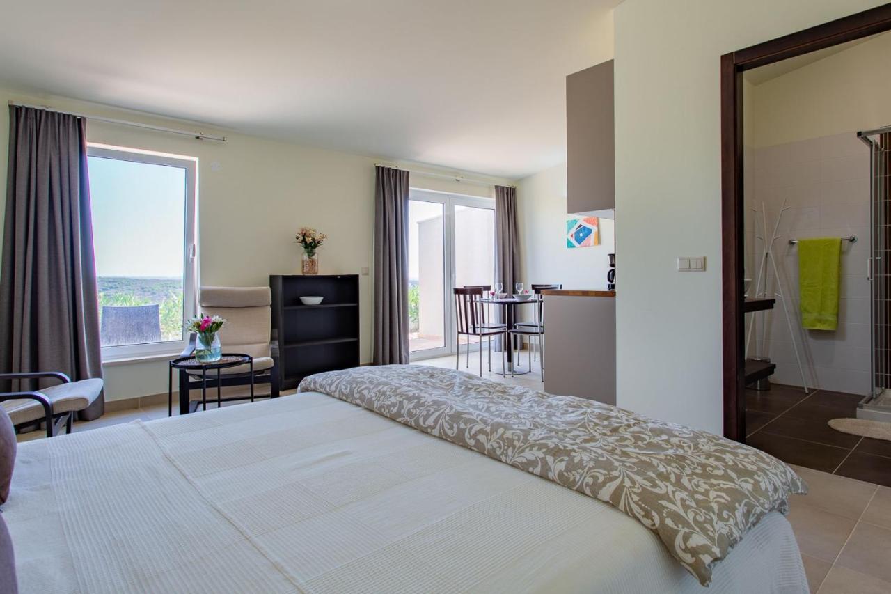 Corte Velada Guest House By Lovelystay Lagos Exteriör bild