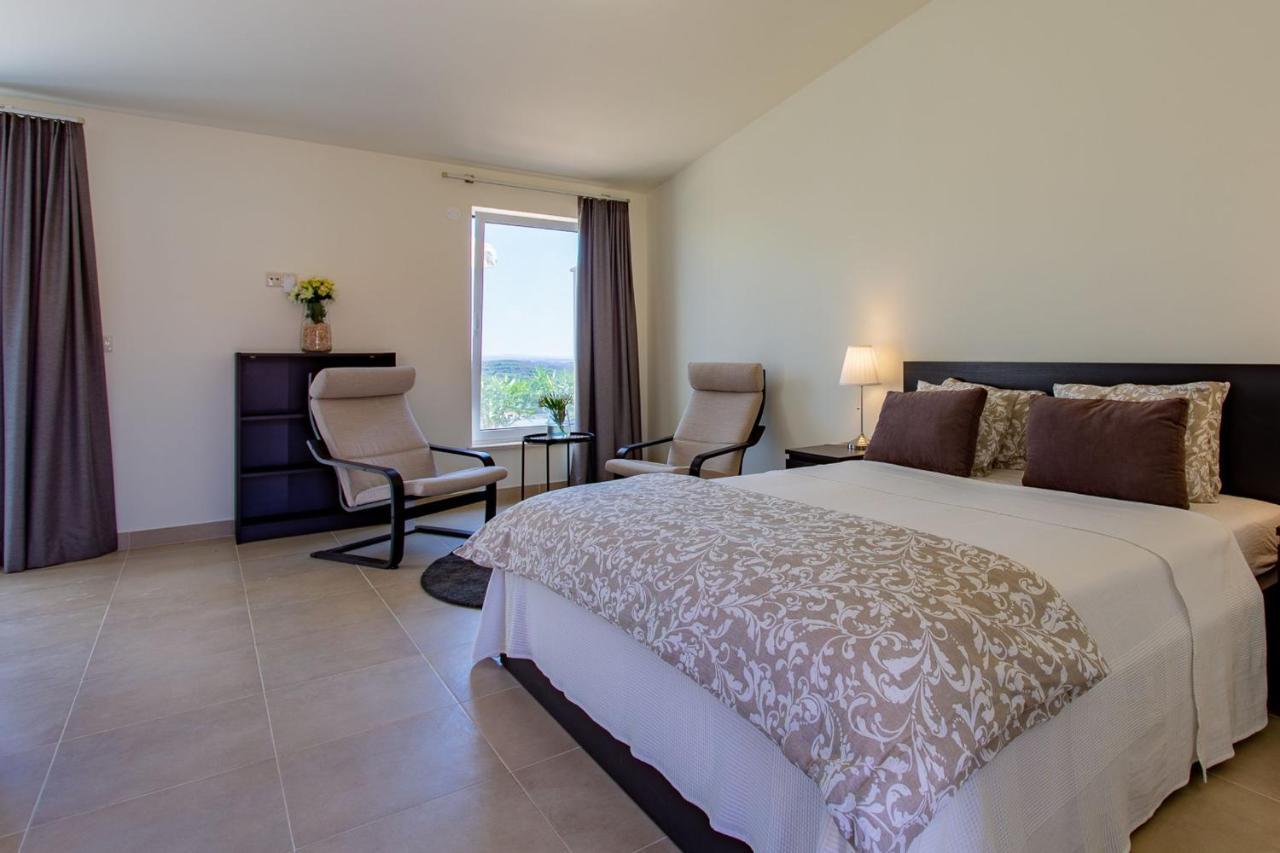 Corte Velada Guest House By Lovelystay Lagos Exteriör bild