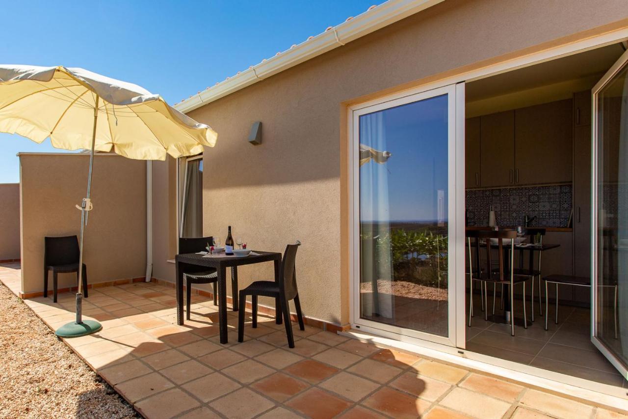 Corte Velada Guest House By Lovelystay Lagos Exteriör bild