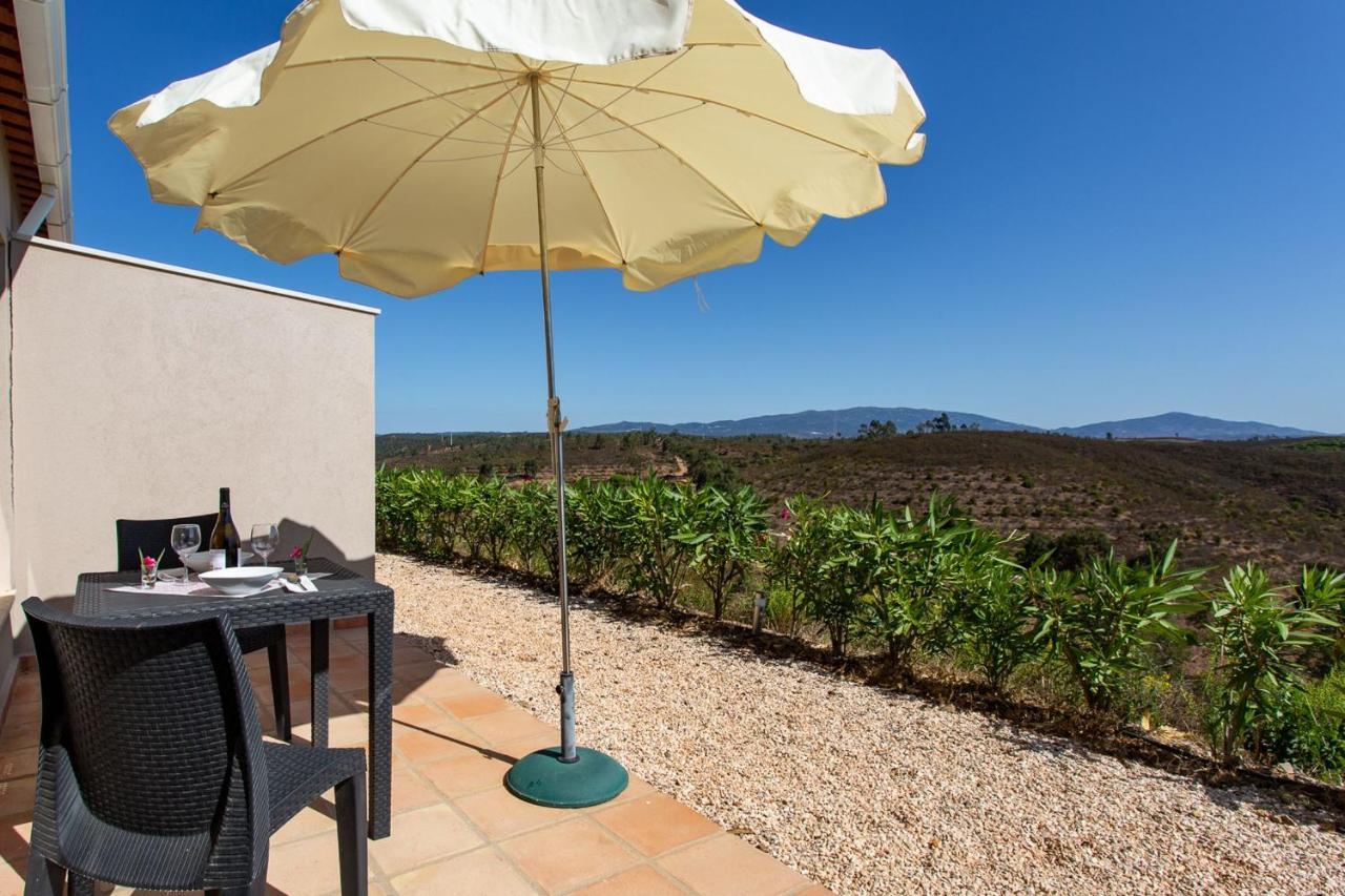 Corte Velada Guest House By Lovelystay Lagos Exteriör bild