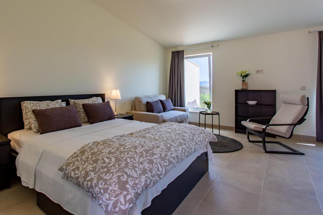 Corte Velada Guest House By Lovelystay Lagos Exteriör bild