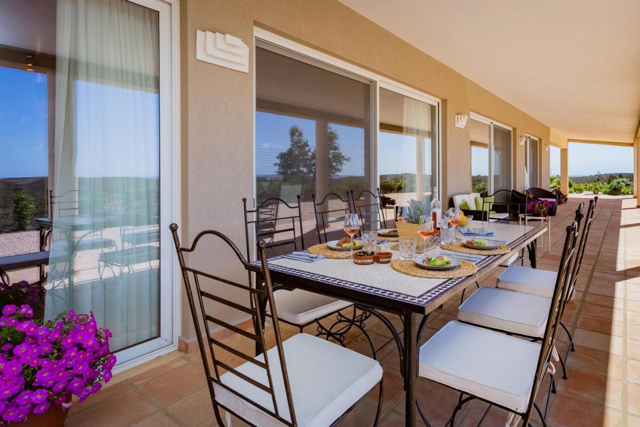 Corte Velada Guest House By Lovelystay Lagos Exteriör bild